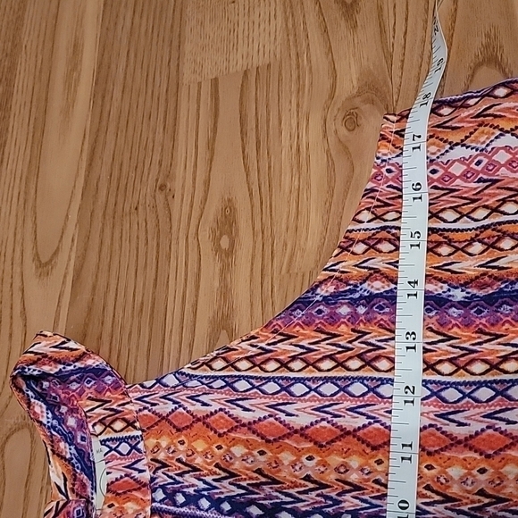 paper Crane Halter Multicolor Blouse Size Small EUC - Picture 8 of 9